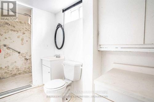 7020 Jill Drive, Niagara Falls, ON - Indoor Photo Showing Bathroom