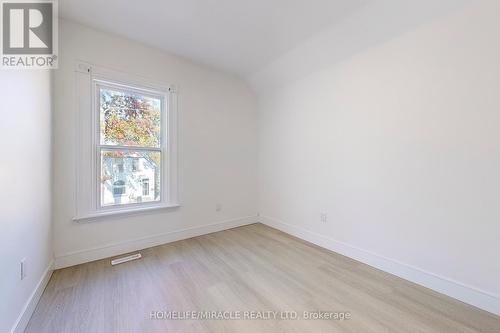 971 Ormsby Street, London, ON - Indoor Photo Showing Other Room