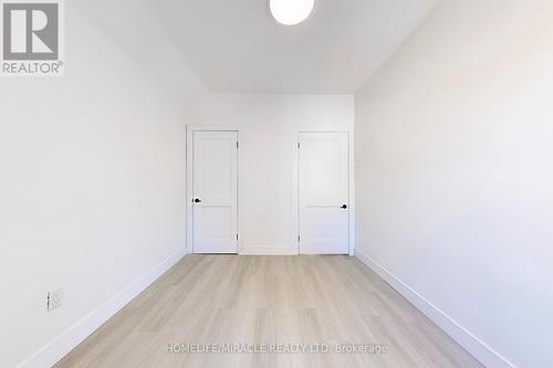 971 Ormsby Street, London, ON - Indoor Photo Showing Other Room