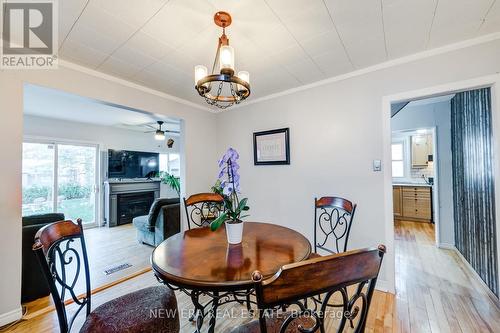 63 Salisbury Avenue, Brantford, ON - Indoor Photo Showing Dining Room