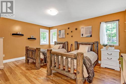 126 Maple Court, Shelburne, ON - Indoor Photo Showing Bedroom