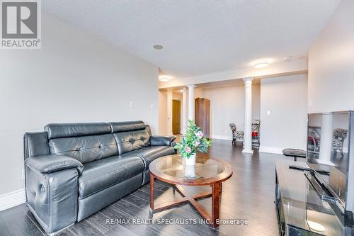 702 - 9 George Street, Brampton, ON - Indoor Photo Showing Living Room