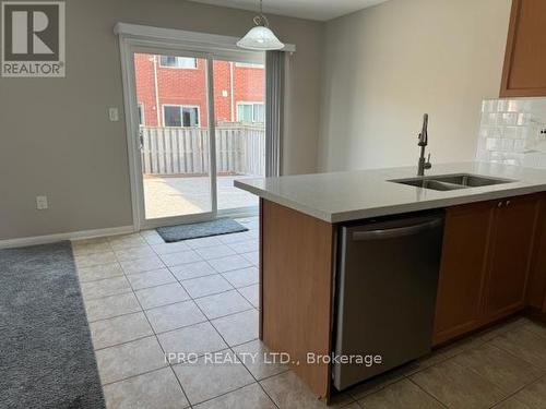 792 Bolingbroke Drive, Milton, ON - Indoor Photo Showing Kitchen With Double Sink