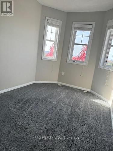 792 Bolingbroke Drive, Milton, ON - Indoor Photo Showing Other Room