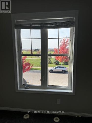 792 Bolingbroke Drive, Milton, ON - Indoor Photo Showing Other Room