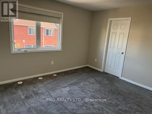 792 Bolingbroke Drive, Milton, ON - Indoor Photo Showing Other Room