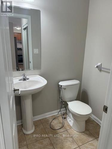 792 Bolingbroke Drive, Milton, ON - Indoor Photo Showing Bathroom