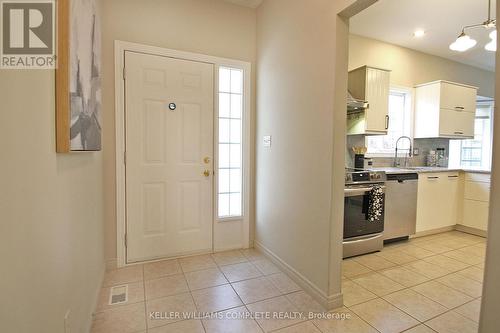 7 - 213 Nash Road S, Hamilton, ON - Indoor Photo Showing Kitchen