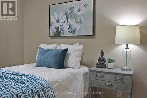 7 - 213 Nash Road S, Hamilton, ON - Indoor Photo Showing Bedroom