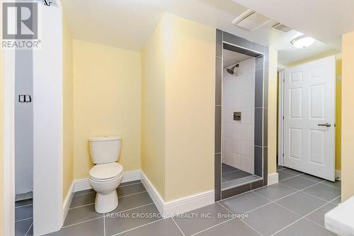 7 Amber Road, Cambridge, ON - Indoor Photo Showing Bathroom