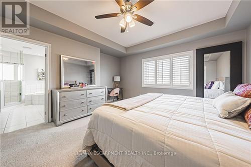 51 Narbonne Crescent, Hamilton, ON - Indoor Photo Showing Bedroom