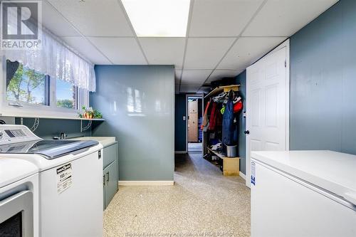 25 Jeffrey Street, Tilbury, ON - Indoor Photo Showing Laundry Room