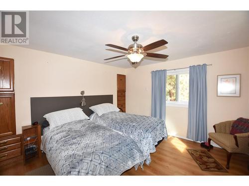 415 Hummingbird Avenue, Vernon, BC - Indoor Photo Showing Bedroom