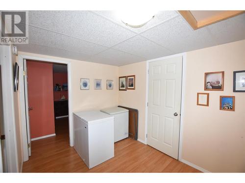 415 Hummingbird Avenue, Vernon, BC - Indoor Photo Showing Other Room