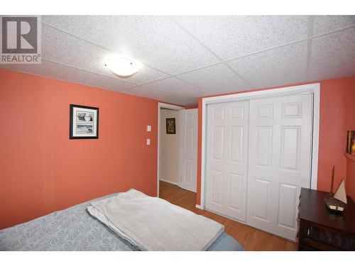 415 Hummingbird Avenue, Vernon, BC - Indoor Photo Showing Bedroom