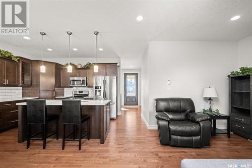 24 2805 Lakeview Drive, Prince Albert, SK - Indoor Photo Showing Kitchen With Upgraded Kitchen