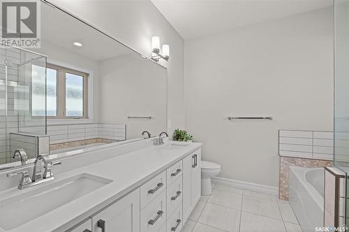 24 2805 Lakeview Drive, Prince Albert, SK - Indoor Photo Showing Bathroom