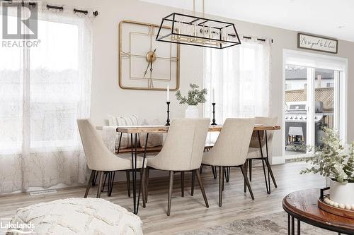 240 Wild Rose Drive, Gravenhurst, ON - Indoor Photo Showing Dining Room