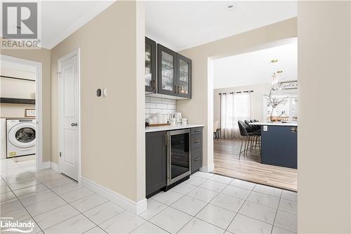 240 Wild Rose Drive, Gravenhurst, ON - Indoor Photo Showing Laundry Room