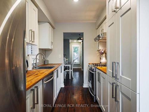 304 Dogwood St, Orangeville, ON - Indoor Photo Showing Kitchen With Upgraded Kitchen