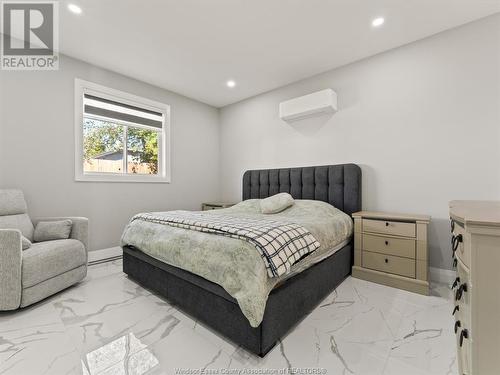 1320 Grand Marais Road East, Windsor, ON - Indoor Photo Showing Bedroom