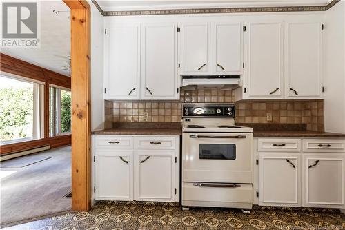 28 Kensington, Moncton, NB - Indoor Photo Showing Kitchen