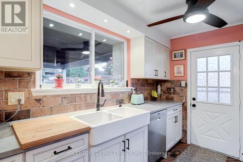 14 Earlsdale Crescent, Brampton, ON - Indoor Photo Showing Kitchen With Double Sink