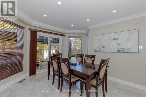 1617 Bristol Road W, Mississauga, ON - Indoor Photo Showing Dining Room