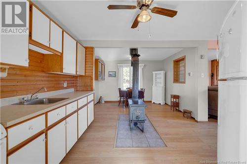 79 Mollins Road, Colpitts Settlement, NB - Indoor Photo Showing Kitchen