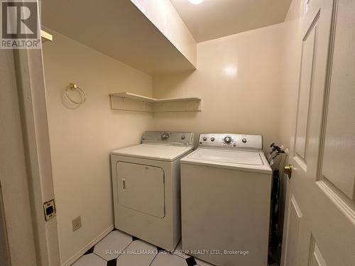 Bsmt - 537 Sundown Crescent, Pickering, ON - Indoor Photo Showing Laundry Room