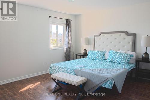 9 Lundigan Drive, Georgina, ON - Indoor Photo Showing Bedroom