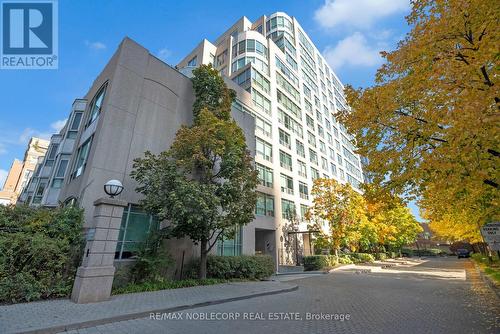 817 - 942 Yonge Street, Toronto, ON - Outdoor With Facade