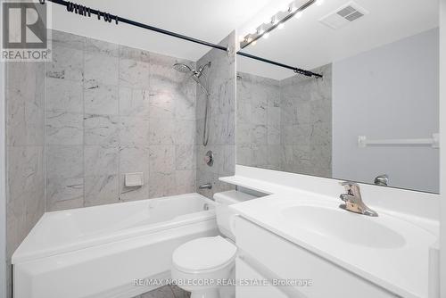 817 - 942 Yonge Street, Toronto, ON - Indoor Photo Showing Bathroom