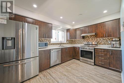 57 Wilton Drive, Brampton, ON - Indoor Photo Showing Kitchen With Stainless Steel Kitchen With Upgraded Kitchen