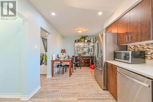 57 Wilton Drive, Brampton, ON - Indoor Photo Showing Kitchen