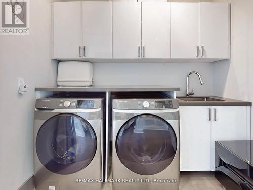 145 Norton Avenue, Toronto, ON - Indoor Photo Showing Laundry Room