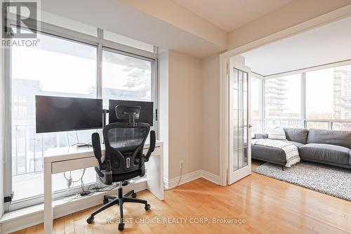 504 - 1103 Leslie Street, Toronto, ON - Indoor Photo Showing Office