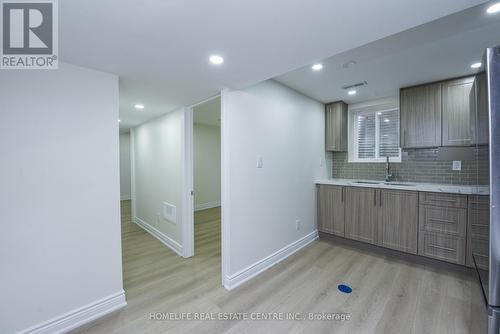 66 Swennen Drive, Brampton, ON - Indoor