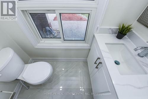 66 Swennen Drive, Brampton, ON - Indoor Photo Showing Bathroom