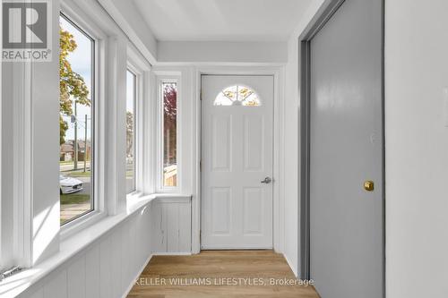 Upper - 96 Forest Avenue, St. Thomas, ON - Indoor Photo Showing Other Room