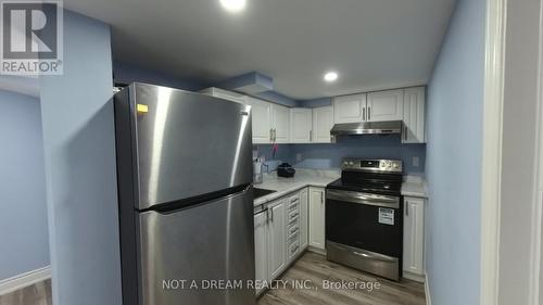 110 Emerald Coast Trail, Brampton, ON - Indoor Photo Showing Kitchen With Stainless Steel Kitchen