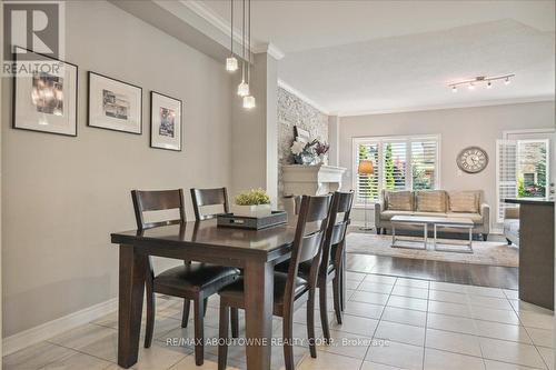 2324 Wuthering Heights Way, Oakville, ON - Indoor Photo Showing Dining Room