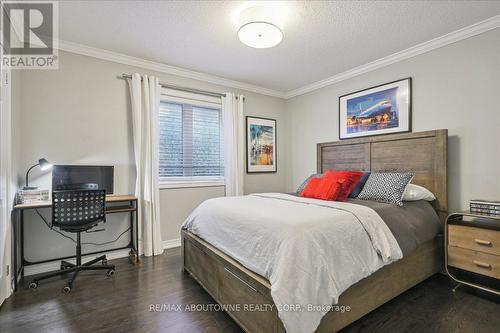 2324 Wuthering Heights Way, Oakville, ON - Indoor Photo Showing Bedroom