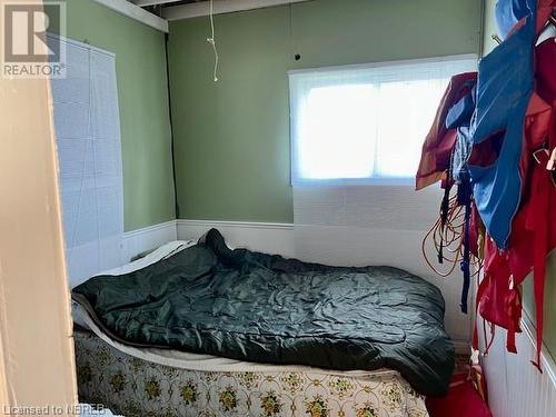 47 Lakeshore Road, Bonfield, ON - Indoor Photo Showing Bedroom