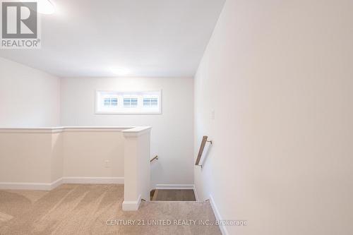 325 Mullighan Gardens, Peterborough (Northcrest), ON - Indoor Photo Showing Other Room