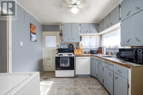 9 Octavia Street, Belleville, ON - Indoor Photo Showing Kitchen