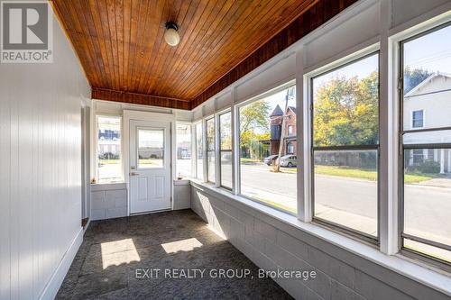 9 Octavia Street, Belleville, ON - Indoor Photo Showing Other Room