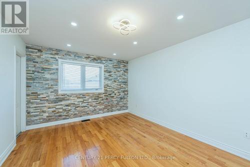 14 Sewells Lane, Brampton, ON - Indoor Photo Showing Other Room