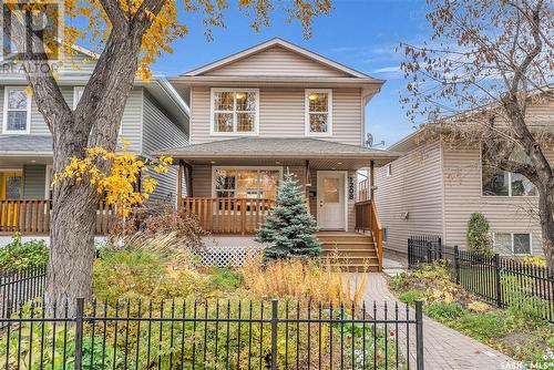 1208 6Th Avenue N, Saskatoon, SK - Outdoor With Deck Patio Veranda With Facade