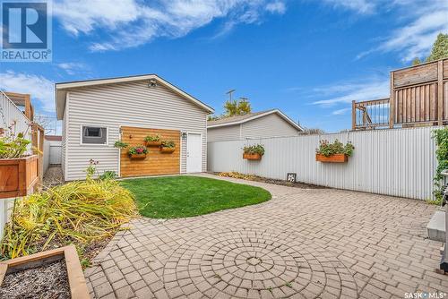 1208 6Th Avenue N, Saskatoon, SK - Outdoor